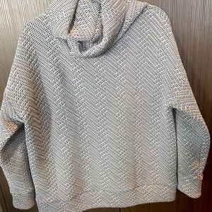 Gap fit sweater